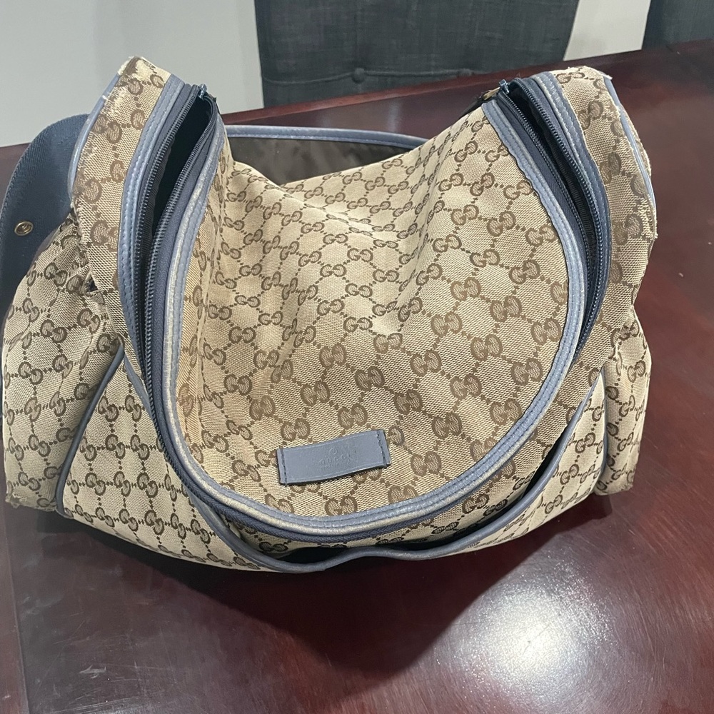 100% authentic Gucci bag tan and blue color